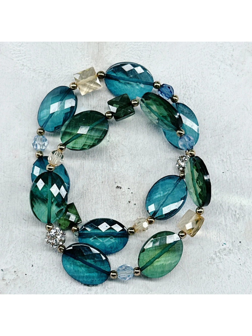 354u. Green Plastic Bracelets